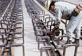 Replacement of conveyor chain